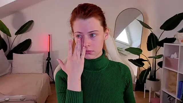 doll lesli online show from November 27, 9:44 am