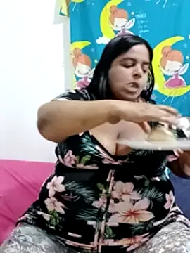 SusanaEshwar online show from May 12, 9:56 pm