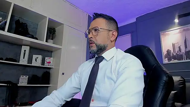 Snapshot of MrFrank_tattoo chatting on September 17, 12:07 pm MrFrank tattoo online show from September 17, 12:07 pm