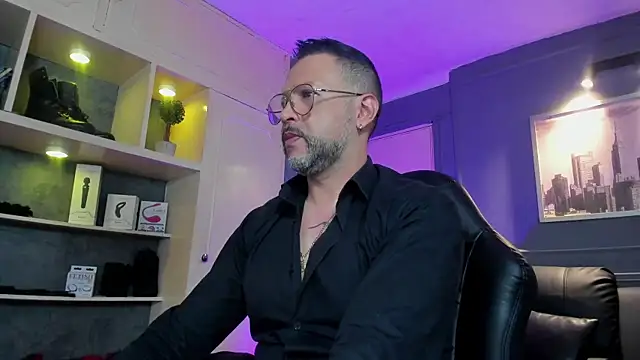 MrFrank tattoo online show from January 17, 11:48 am