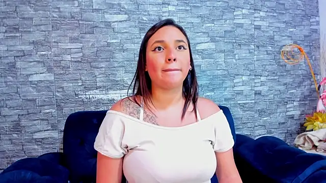 LizzRouse online show from February 22, 11:13 pm