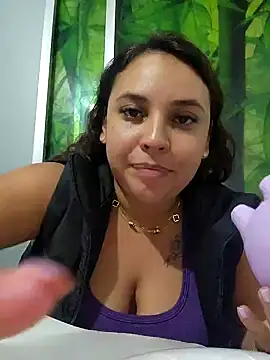 LizzRouse online show from October 8, 9:45 pm