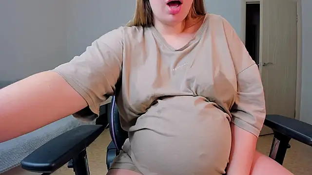 stella vestal online show from December 1, 3:17 pm