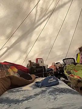 Snapshot of Mrvanillaa chatting on April 1, 8:50 pm Mrvanillaa online show from April 1, 8:50 pm