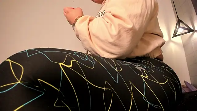  rebecca1 online show from March 19, 8:32 pm