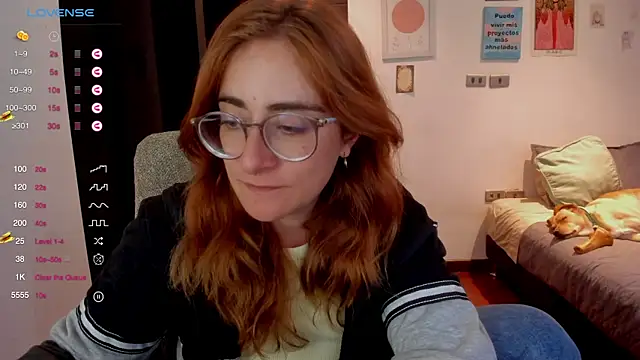 linda giggle online show from December 23, 11:06 pm