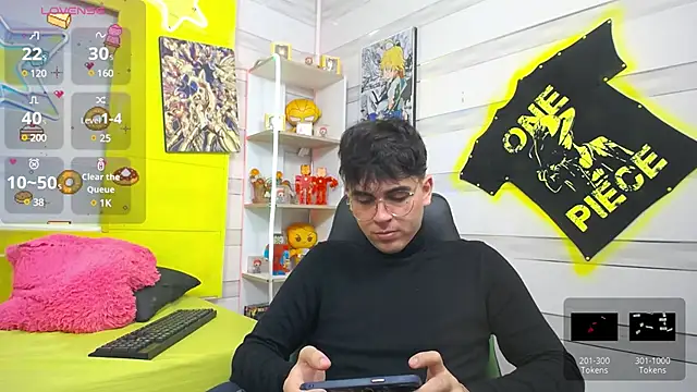 noahot08 online show from January 14, 2:22 pm