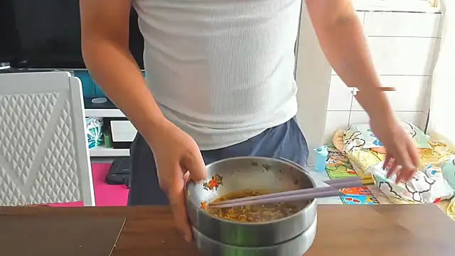 guozuo online show from September 15, 3:06 am