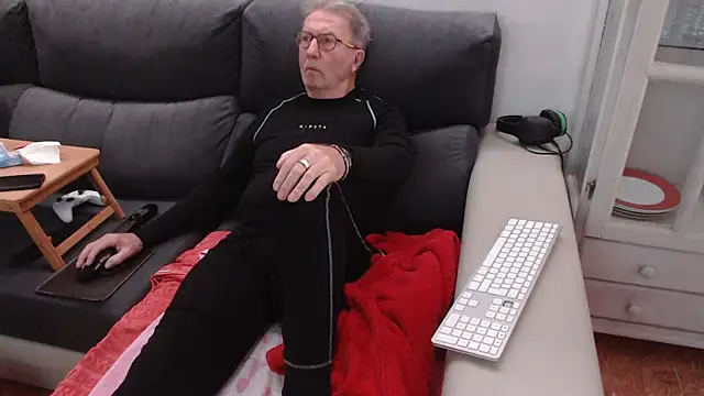 Nudelschwanz online show from February 5, 5:20 pm