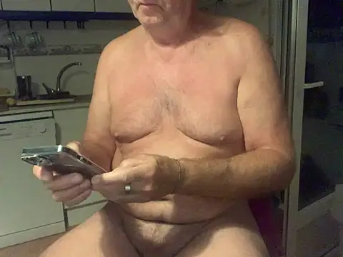 Nudelschwanz online show from November 5, 5:29 am