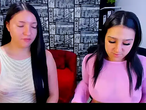 Snapshot of Isa_And_Natasha chatting on February 17, 12:12 pm Isa And Natasha online show from February 17, 12:12 pm