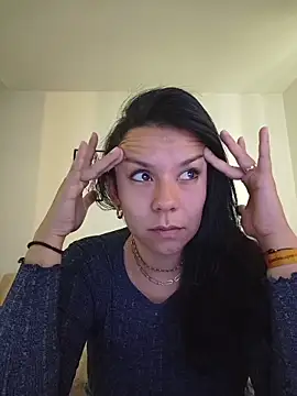 Amber  Davis online show from April 17, 12:52 pm