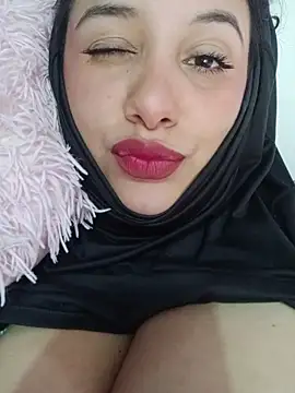 Snapshot of Deina_bunny chatting on May 25, 6:47 pm Deina bunny online show from May 25, 6:47 pm
