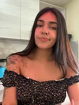 DaphneUwu online show from December 12, 5:15 pm