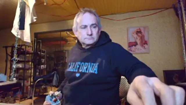 jeanlulu online show from February 12, 2:34 pm