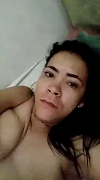 Snapshot of Dounia_nagi chatting on January 5, 2:19 pm Dounia nagi online show from January 5, 2:19 pm
