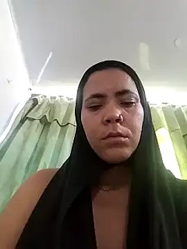 Snapshot of Dounia_nagi chatting on March 4, 6:39 pm Dounia nagi online show from March 4, 6:39 pm