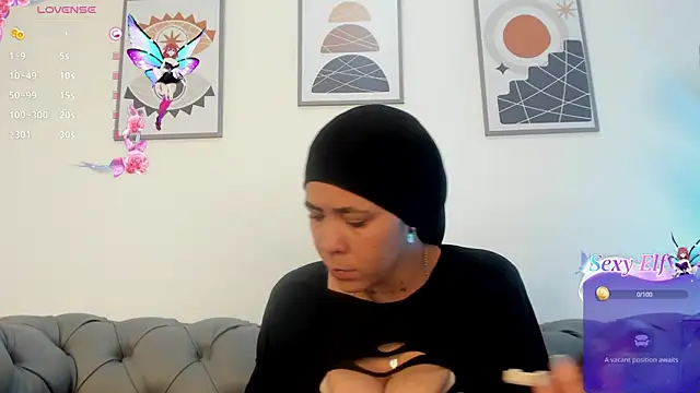 Snapshot of Dounia_nagi chatting on March 20, 1:46 am Dounia nagi online show from March 20, 1:46 am