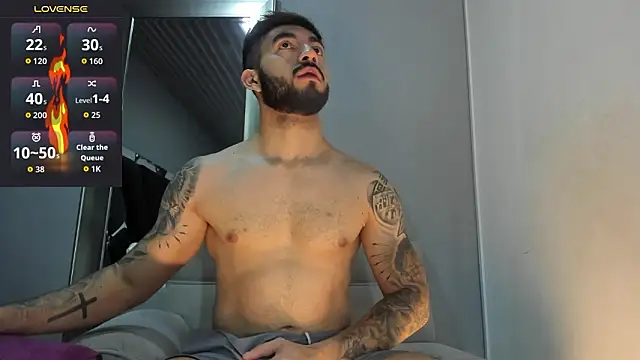 Snapshot of MarkWalker__ chatting on February 17, 10:12 am MarkWalker online show from February 17, 10:12 am