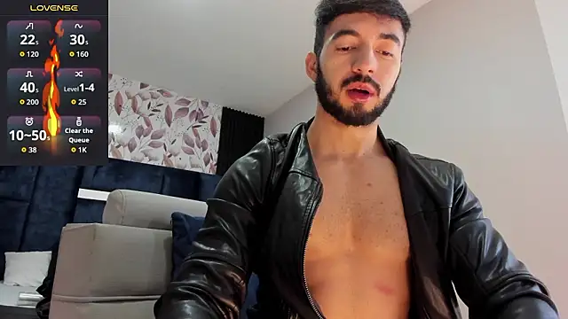 Snapshot of MarkWalker__ chatting on March 7, 10:23 am MarkWalker online show from March 7, 10:23 am