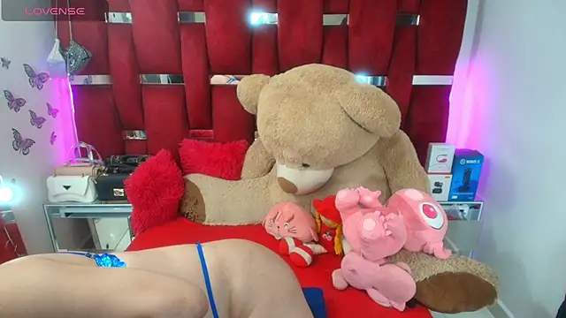 Ginna doll online show from October 19, 1:39 am