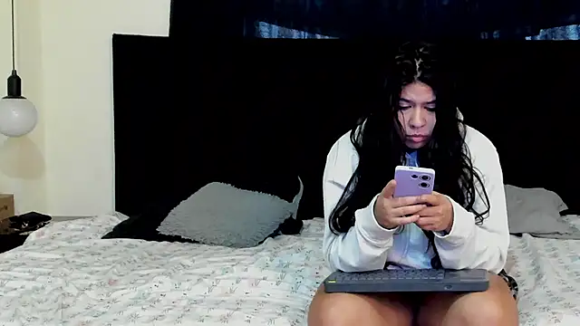 Snapshot of lissandthor13 chatting on October 30, 11:22 am lissandthor13 online show from October 30, 11:22 am