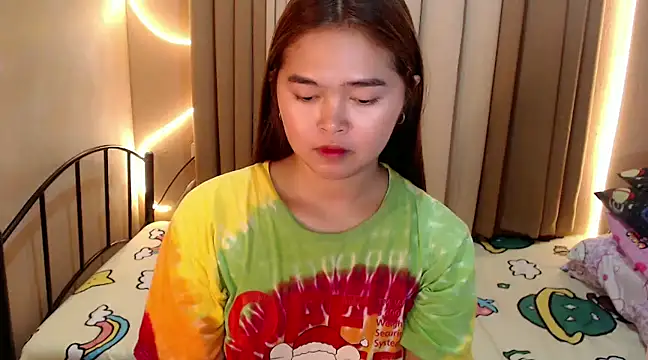 Snapshot of Itsme_claire chatting on December 25, 10:28 am Itsme claire online show from December 25, 10:28 am
