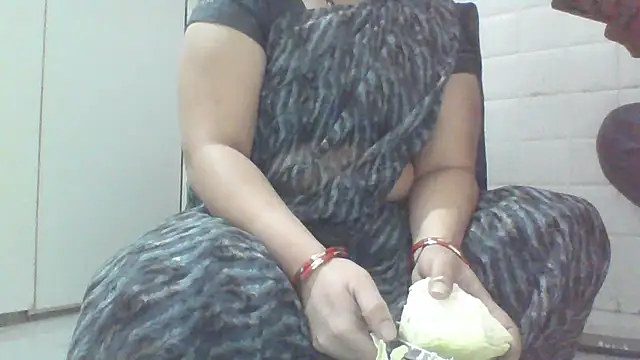 Riyasingh9 online show from December 10, 4:24 am