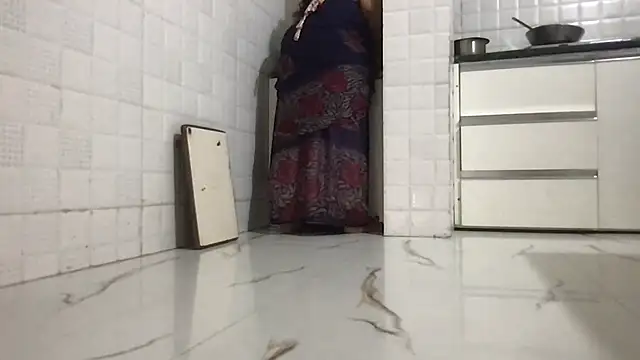 Riyasingh9 online show from September 30, 3:33 am