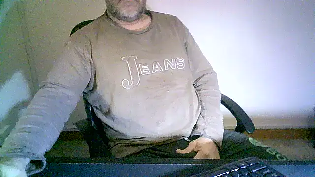 Snapshot of Greek_Passion chatting on February 14, 6:54 am Greek Passion online show from February 14, 6:54 am