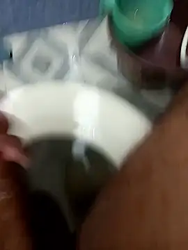 Snapshot of HorriblePastry chatting on January 17, 10:20 am HorriblePastry online show from January 17, 10:20 am