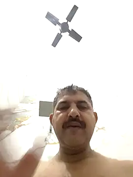 Snapshot of Amandev7 chatting on February 26, 3:38 am Amandev7 online show from February 26, 3:38 am