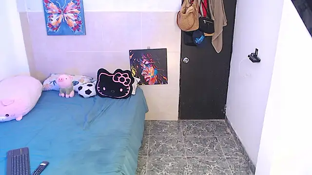 luciana keating online show from March 3, 9:31 pm