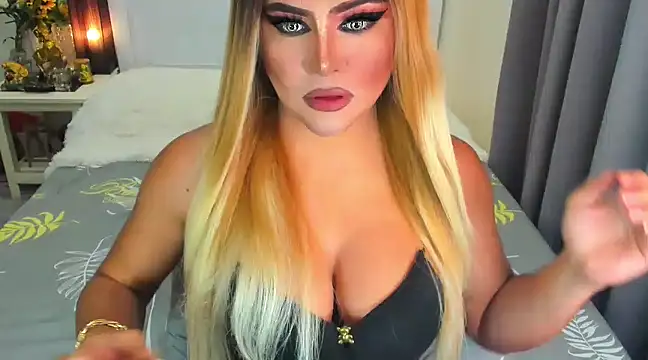 MissNaughtyTyra online show from March 6, 4:08 am