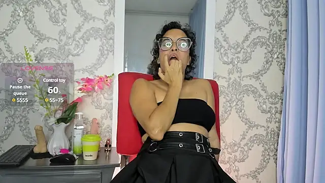 sharonshow online show from January 31, 3:44 pm