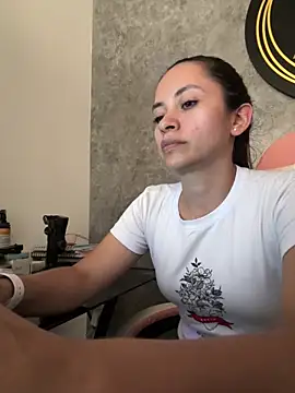 sharonshow online show from September 9, 4:39 pm