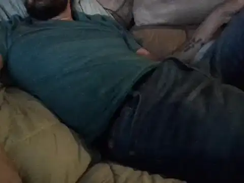 Snapshot of tn_hung chatting on February 5, 4:16 am tn hung online show from February 5, 4:16 am