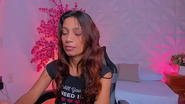 cora 22 online show from January 13, 12:54 pm