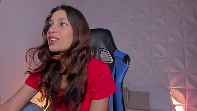 Snapshot of cora_22 chatting on February 21, 1:01 pm cora 22 online show from February 21, 1:01 pm