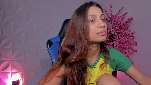 Snapshot of cora_22 chatting on March 4, 12:55 pm cora 22 online show from March 4, 12:55 pm