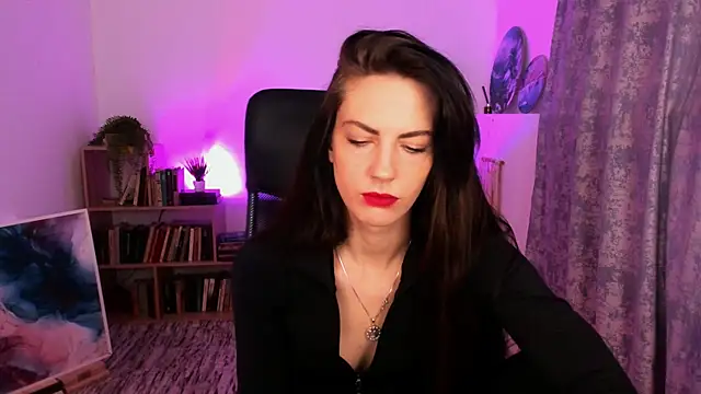 Snapshot of EmilyWilden chatting on January 17, 8:56 am EmilyWilden online show from January 17, 8:56 am