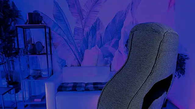 EmilyWilden online show from October 11, 8:46 am