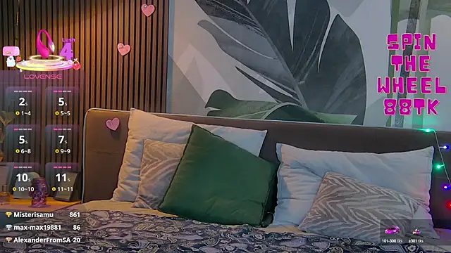 RubyValen online show from March 14, 7:15 am