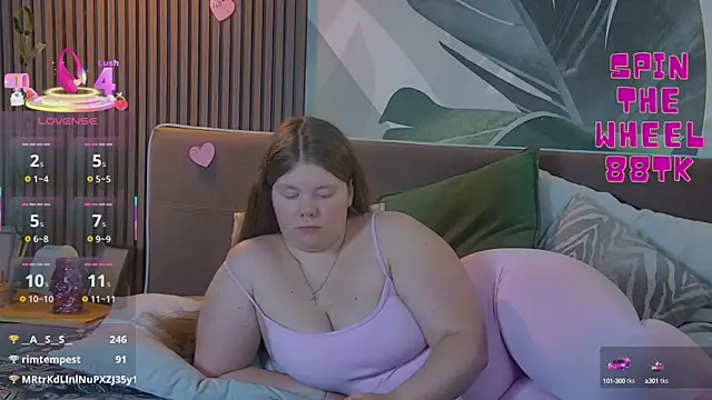 RubyValen online show from March 21, 8:06 am