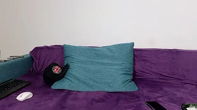 TheTopAlex online show from December 3, 4:25 am