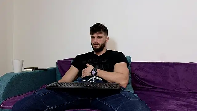 TheTopAlex online show from December 11, 3:45 am