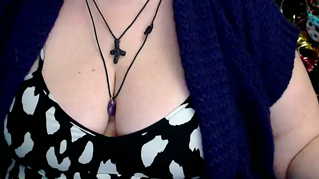 mayasmith online show from January 7, 11:51 pm