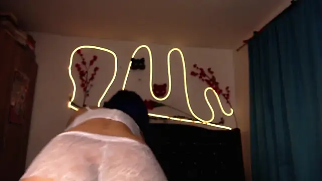 pussytight pervert online show from March 7, 9:17 pm