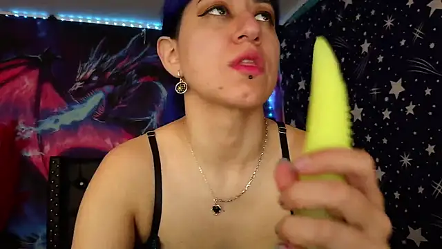 Snapshot of pussytight_pervert chatting on February 12, 9:54 pm pussytight pervert online show from February 12, 9:54 pm