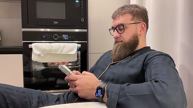 Snapshot of Bear_bear_ chatting on January 5, 5:38 pm Bear bear online show from January 5, 5:38 pm